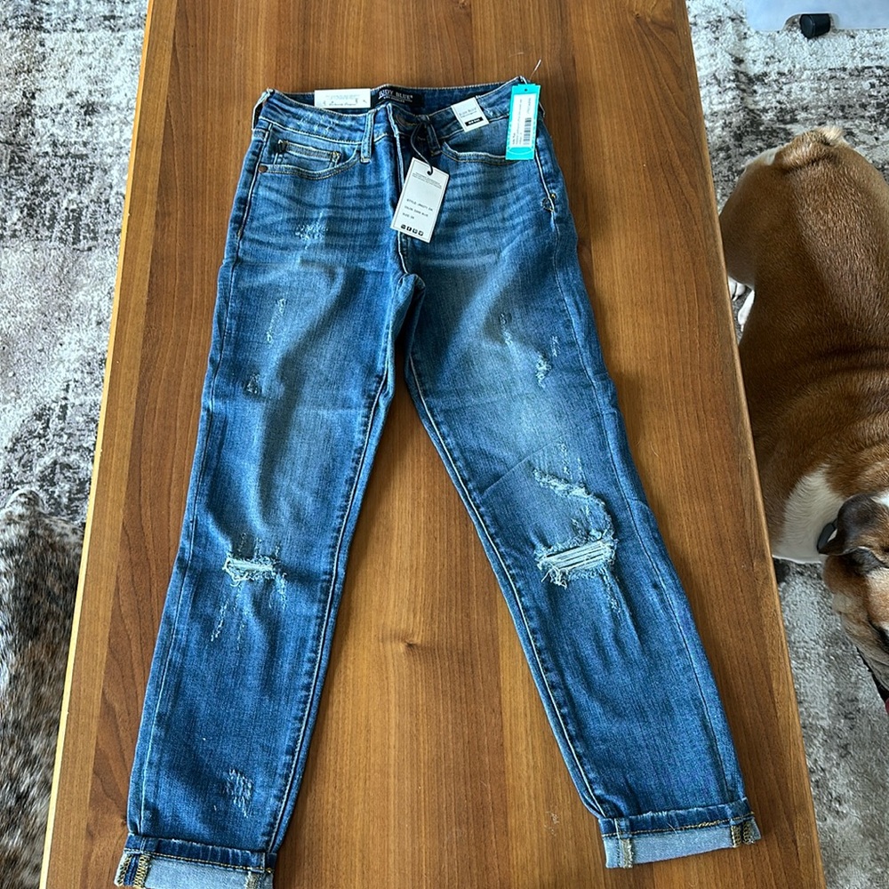 Judy Blue cropped ankle jeans